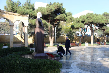 Rayon İcra Hakimiyyətinin başçısı Badamdarda qəsəbə sakinlər ilə görüş keçirmişdir