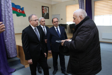 Rayon İcra Hakimiyyətinin başçısı Bayıl yaşayış massivində sakinlərlə növbəti səyyar görüş-qəbul keçirmişdir