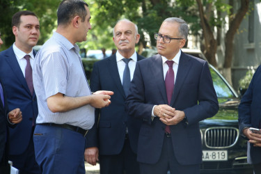 Rayon İcra Hakimiyyətinin başçısı tərəfindən vətəndaş müraciətləri ilə əlaqədar məsələyə yerində baxış keçirilmişdir