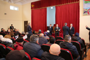 Rayon İcra Hakimiyyətinin başçısı Badamdar qəsəbəsində sakinlərlə səyyar görüş keçirmişdir
