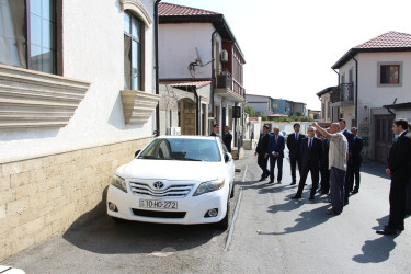 Rayon İcra Hakimiyyətinin başçısı Bibiheybət qəsəbəsində sakinlərin müraciətlərini dinləmiş və əraziyə baxış keçirmişdir