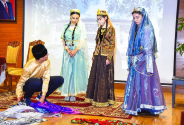 Səbail rayonunda Üzeyir Hacıbəylinin anadan olmasının 140 illiyi qeyd olunub