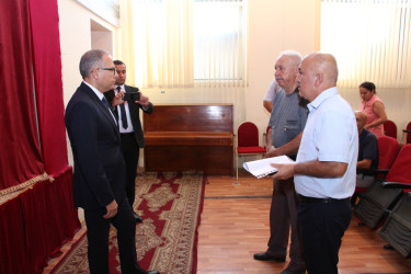 Rayon İcra Hakimiyyətinin başçısı Badamdar qəsəbəsində sakinlərlə səyyar görüş keçirmişdir