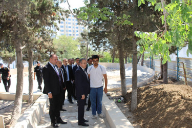 Bayıl yaşayış massivində yerləşən parkda aparılan yenidənqurma işləri sürətlə davam edir