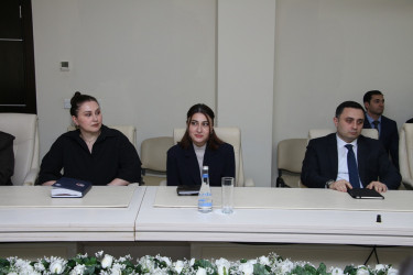 Rayon İcra Hakimiyyətinin başçısı Vuqar Zeynalov RİHBA-nın əməkdaşı Yeganə Məmmədovanı yubileyi münasibətilə təbrik etmişdir
