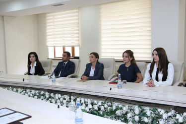 Səbail rayonunda qəbul imtahanlarında yüksək nəticə göstərən məzunlarla görüş keçirilmişdir