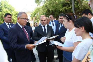 Rayon İcra Hakimiyyətinin başçısı Badamdar qəsəbəsində sakinlərlə səyyar görüş keçirib