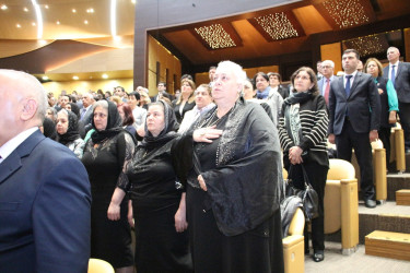 Səbaildə Ümummilli Lider Heydər Əliyevin anadan olmasının 102-ci ildönümünə həsr edilmiş tədbir keçirilib