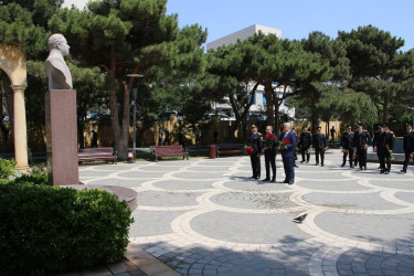 Səbail rayonunda “2 İyul - Azərbaycan Polisi Günü” ilə əlaqədar Ümummilli Lider Heydər Əliyevin xatirəsi anılıb
