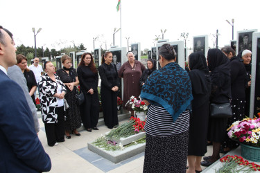 Şəhid mayor İlkin Əhədzadənin ildönümü münasibətilə Hərbi Memorial Məzarlıqdakı məzarı ziyarət olunub
