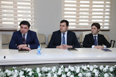 “Şəhərsalma və Memarlıq İli” çərçivəsində Səbail Rayon İcra Hakimiyyətində 18 Oktyabr – Müstəqilliyin Bərpası Gününə həsr olunmuş tədbir keçirilib