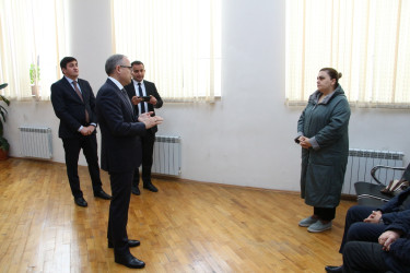 Rayon İcra Hakimiyyətinin başçısı Badamdar qəsəbəsində sakinlərlə səyyar görüş keçirmişdir