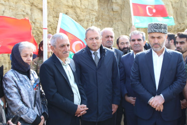 Şəhid Nicat Şükürlünün doğum günü ilə bağlı məzarı ziyarət olundu