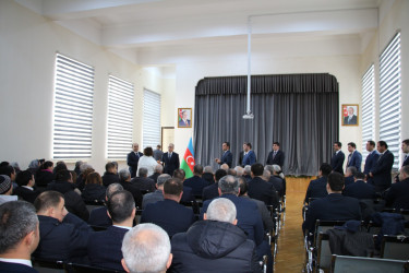 Rayon İcra Hakimiyyətinin başçısı Bayıl yaşayış massivində sakinlərlə səyyar görüş keçirib