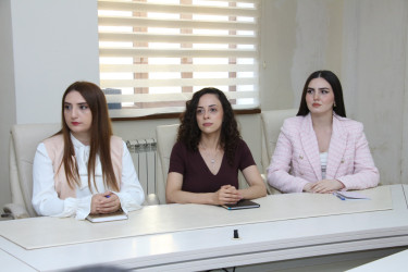 20 Sentyabr – Dövlət Suverenliyi Günü münasibətilə Səbail Rayon İcra Hakimiyyətində tədbir keçirilib