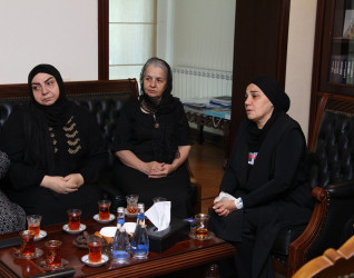 Səbail Rayon İcra Hakimiyyətində şəhid ailələri ilə görüş keçirilib