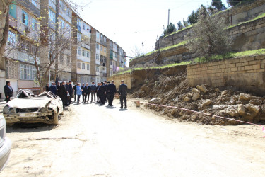 Rayon İcra Hakimiyyətinin başçısı Badamdar qəsəbəsində torpaq sürüşməsi baş vermiş əraziyə baxış keçirmişdir