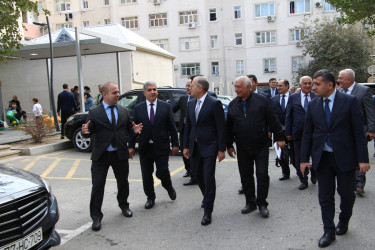 Rayon İcra Hakimiyyətinin başçısı “Bizim həyət" layihəsi çərçivəsində yenilənən həyətə baxış keçirib
