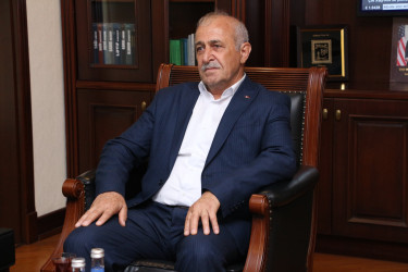 Rayon İcra Hakimiyyətinin başçısı Vətən müharibəsi şəhidi mayor İlkin Əhədzadənin atası ilə görüş keçirmişdir