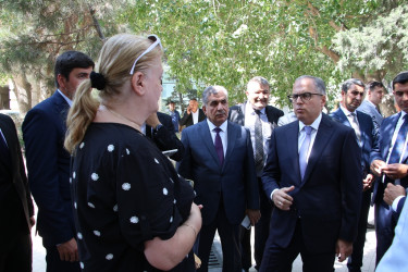 Rayon İcra Hakimiyyətinin başçısı sakinlərlə səyyar görüş keçirmişdir