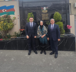 Səbail rayonunda Novruz bayramı münasibətilə şəhidlərin ailə üzvləri ziyarət olundu