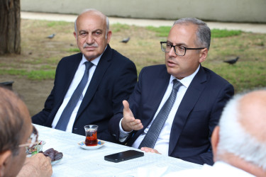 Badamdar qəsəbəsi Heydər Əliyev parkında sakinlərlə görüş keçirilmişdir