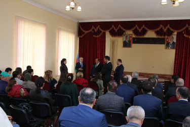 Rayon İcra Hakimiyyətinin başçısı 20-ci sahə yaşayış massivində sakinlərlə səyyar görüş keçirib