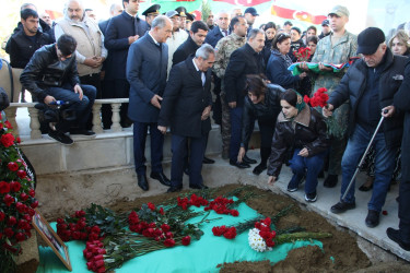 Birinci Qarabağ müharibəsində itkin düşmüş şəhid Elçin Quliyevlə vida mərasimi keçirilib