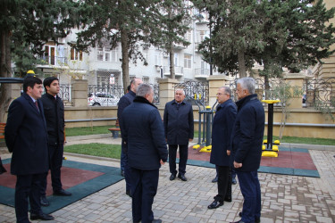 Səbail rayonu Adil İsgəndərov küçəsi 1 ünvanında yerləşən həyət yenidənqurmadan sonra sakinlərin istifadəsinə verildi