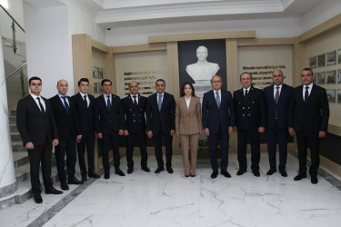 Səbail rayonunda 1 oktyabr - Prokurorluq işçilərinin peşə bayramı qeyd olunub