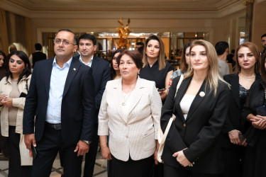 Səbail rayonunun nümunəvi ailələri I Ailə Forumunda iştirak ediblər