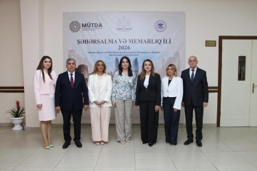 Səbail rayonunda “Heydər Əliyev və Milli Memarlıq Dəyərlərinin Qorunması və İnkişafı” mövzusunda panel müzakirə keçirilmişdir