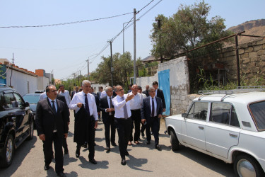 Rayon İcra Hakimiyyətinin başçısı 20-ci sahə yaşayış massivində sakinlərin müraciətlərini dinləmiş və əraziyə baxış keçirmişdir