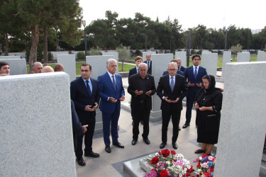 27 sentyabr - Anım Gününün ildönümü ilə əlaqədar Hərbi Memorial Məzarlıq ziyarət olundu