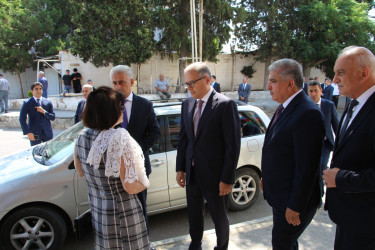 Rayon İcra Hakimiyyətinin başçısı 20-ci sahə yaşayış massivində sakinlərin müraciətlərini dinləmiş və əraziyə baxış keçirmişdir