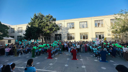 Səbail rayonunun ümumtəhsil məktəblərində “Bilik günü” ilə bağlı tədbirlər keçirilib