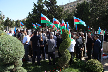 Səbail rayonunda Anım Günü ilə əlaqədar şəhidlərin məzarları ziyarət olundu