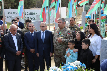 Azərbaycan Silahlı Qüvvələrinin mayoru İlkin Əhədzadənin şəhid olmasının ildönümü ilə əlaqədar II Fəxri Xiyabandakı məzarı ziyarət olundu