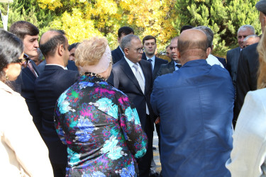 Rayon İcra Hakimiyyətinin başçısı Badamdar qəsəbəsində sakinlərlə səyyar görüş keçirib