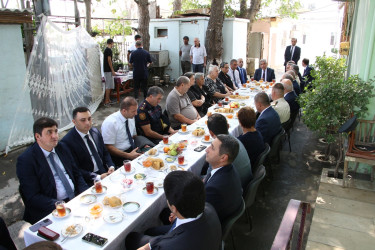 Rayon İcra Hakimiyyətinin başçısı şəhid ailələri ilə görüş keçirib