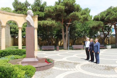 Badamdar qəsəbəsi Heydər Əliyev parkında sakinlərlə görüş keçirilib