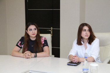 Rayon İcra Hakimiyyətinin başçısı Vuqar Zeynalov Gülxar Quliyevanı yubileyi münasibətilə təbrik etmişdir