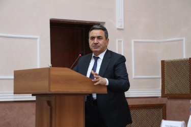 Səbail Rayon İcra Hakimiyyətində payız-qış mövsümünə hazırlıqla bağlı müşavirə keçirilib
