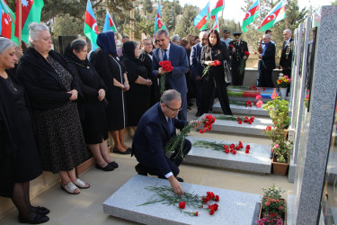 Səbail rayonunda Anım Günü ilə əlaqədar şəhidlərin məzarları ziyarət olundu