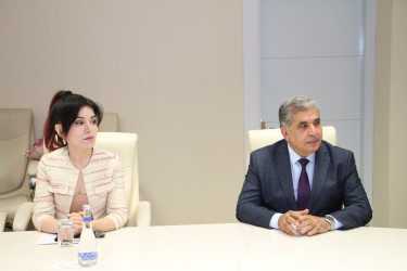 Buraxılış imtahanında yüksək nəticə əldə etmiş Şəhanə Abbasova ilə görüş keçirilmişdir