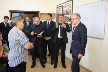 Rayon İcra Hakimiyyətinin başçısı Badamdar qəsəbəsində sakinlərlə səyyar görüş keçirmişdir