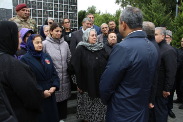 27 sentyabr - Anım Gününün beşinci ildönümü ilə əlaqədar Badamdar qəsəbəsində “Şəhidlər abidəsi” ziyarət olundu
