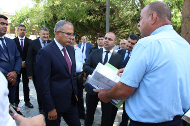 Rayon İcra Hakimiyyətinin başçısı Badamdar qəsəbəsində sakinlərlə səyyar görüş keçirib