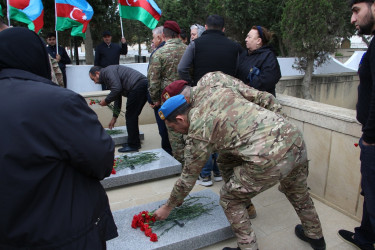 Səbail rayonunda 27 sentyabr – Anım Gününün beşinci ildönümü ilə əlaqədar şəhidlərin məzarları ziyarət olundu
