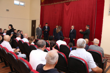 Rayon İcra Hakimiyyətinin başçısı Badamdar qəsəbəsində sakinlərlə səyyar görüş keçirmişdir